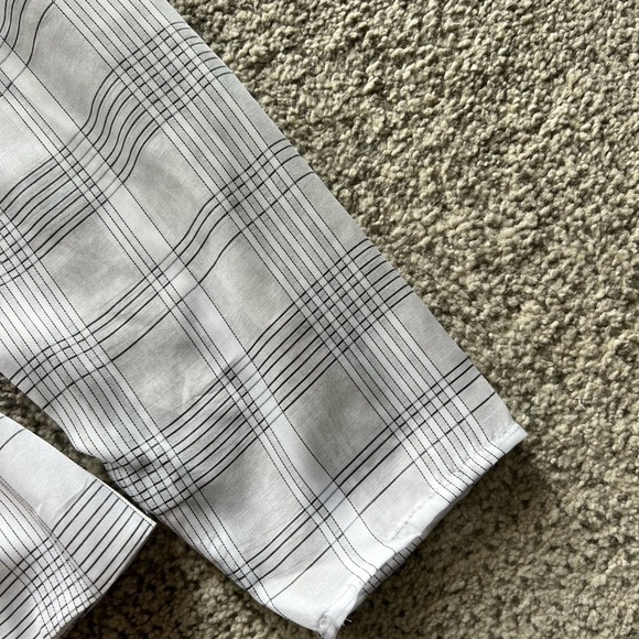 Express Windowpane Long Sleeve Peplum Blouse - Picture 3 of 4